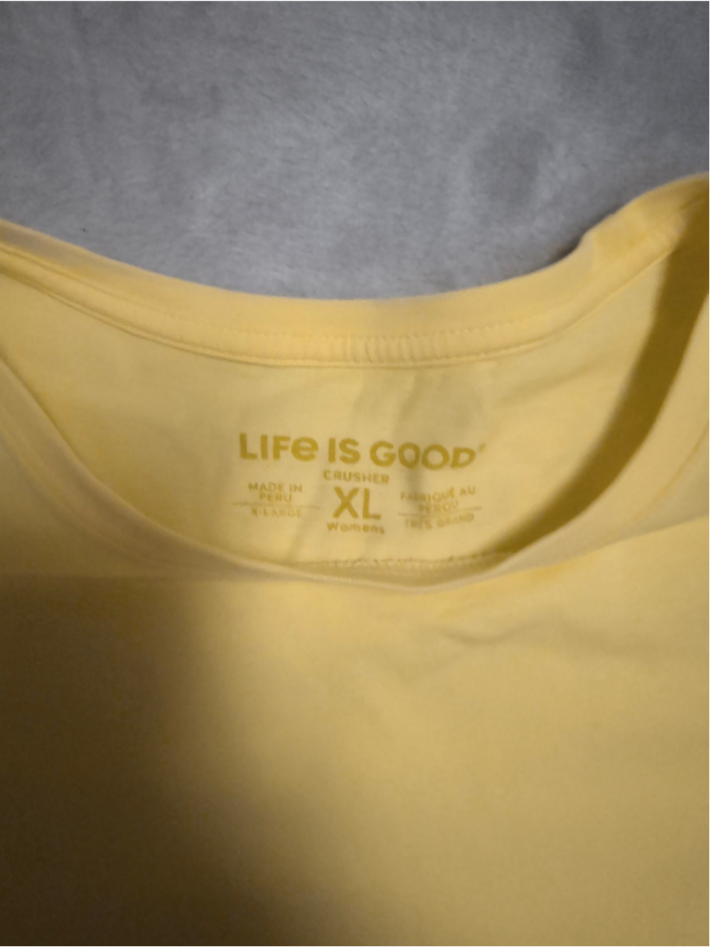 Life Is Good Crusher T-Shirt Womens XL Yellow Short Sleeve Solid Cotton Top
